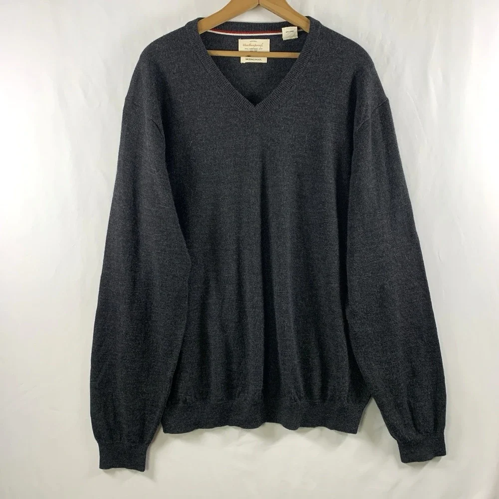 Mens Lightweight Merino Wool V Neck Sweater Size XL Charcoal Gray Minimalist